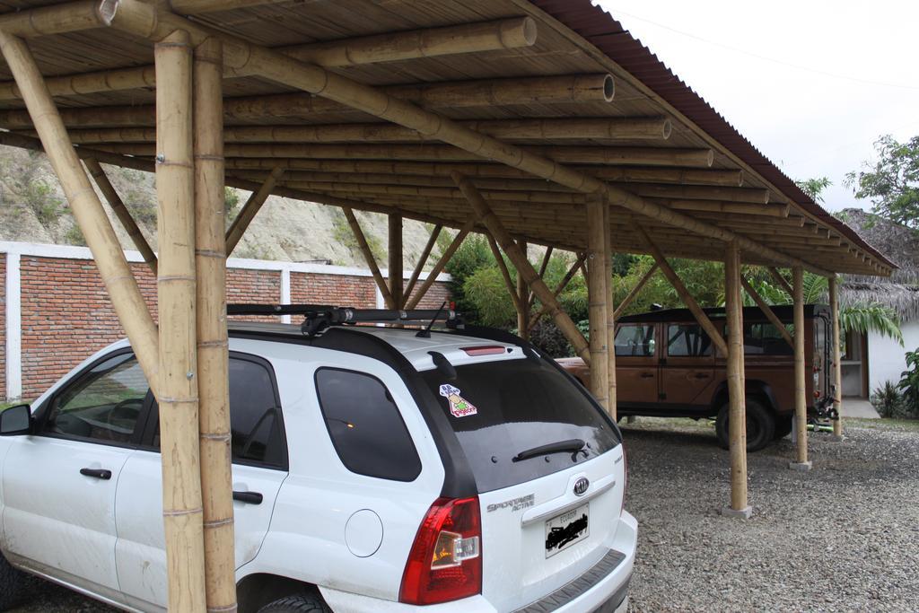 Hosteria Guachapeli Las Tunas Exterior photo